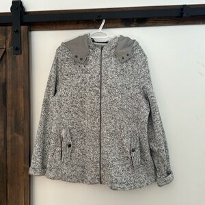 🎉 Natural Reflections Sweater (small Stain)